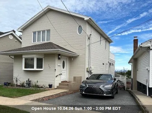 744 3rd St, Lyndhurst, NJ 07071