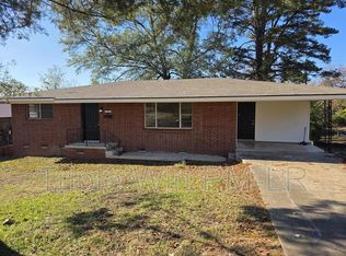 15 Cliffwood Cir, N Little Rock, AR 72118