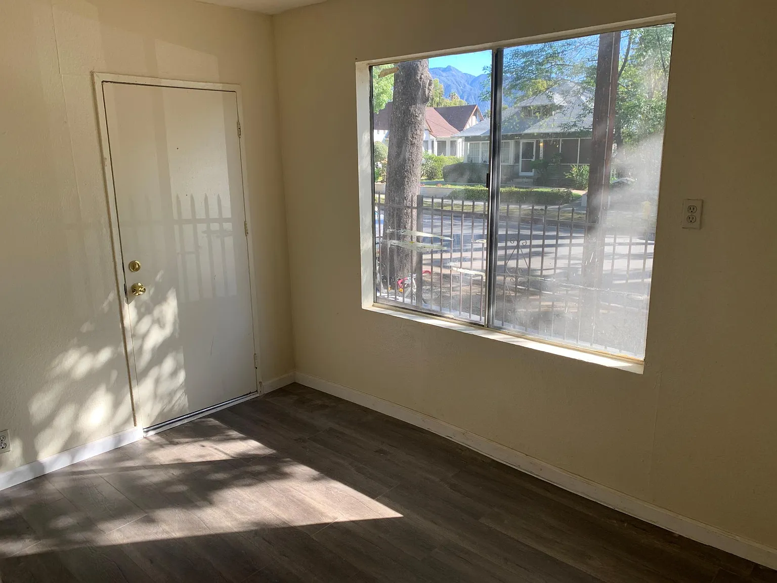 1 bed, 650 sqft, $2,000 — Photo 3