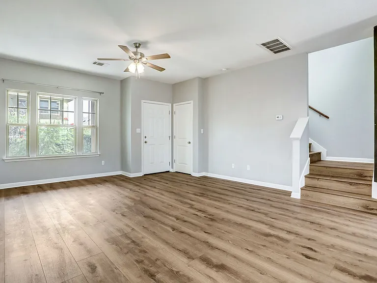4616 Esper Ln #338 — Photo 6