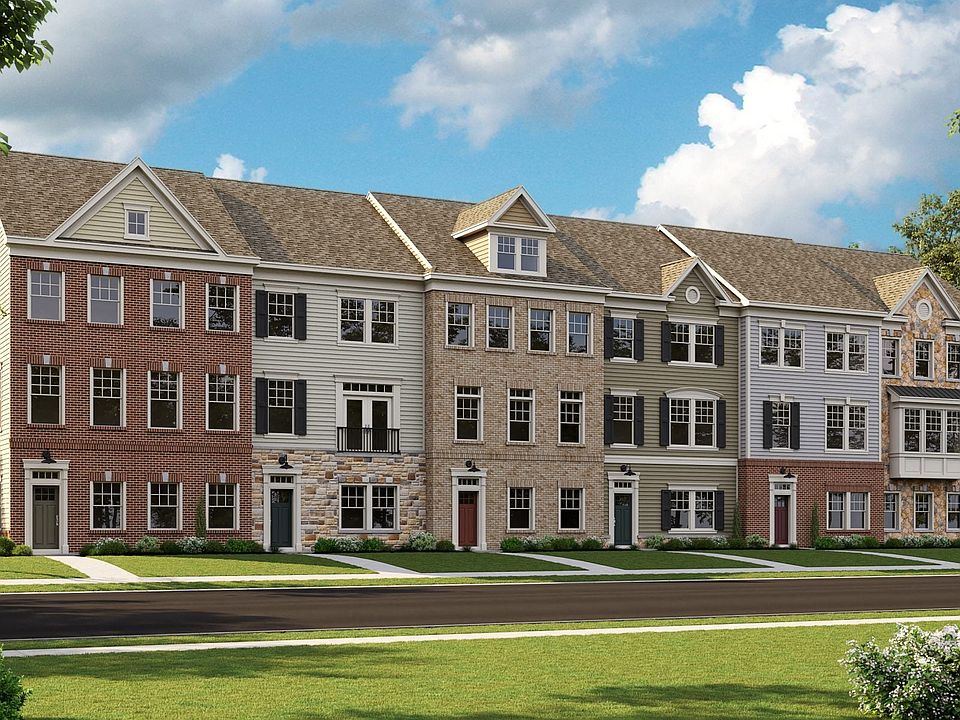 1st image of 703 Sawback Sq NE