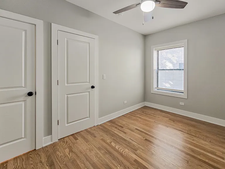 4837 1/2 N Wolcott Ave #1A — Photo 3