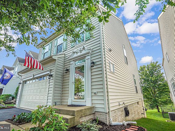 4th image of 15126 Danehurst Cir
