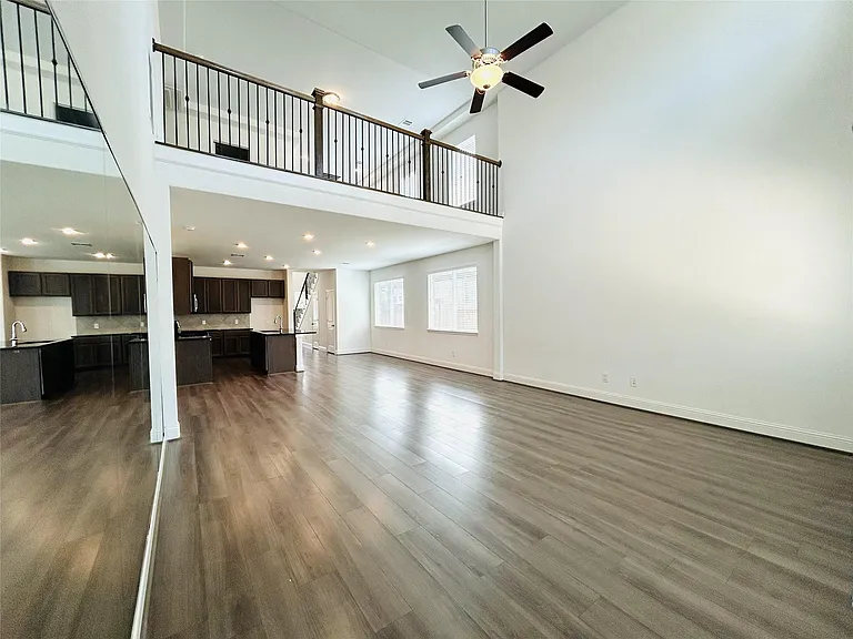 749 Lake Lacosta Dr — Photo 7