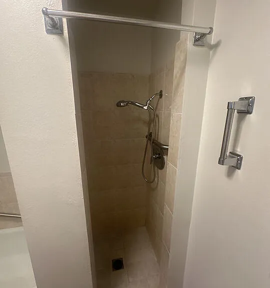 100 S Doheny Dr #213 — Photo 42