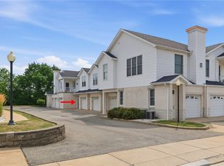 246 Adams Pointe Blvd UNIT 5, Mars, PA 16046