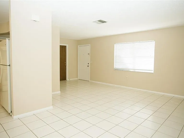 10124 Carrin Rd — Photo 7