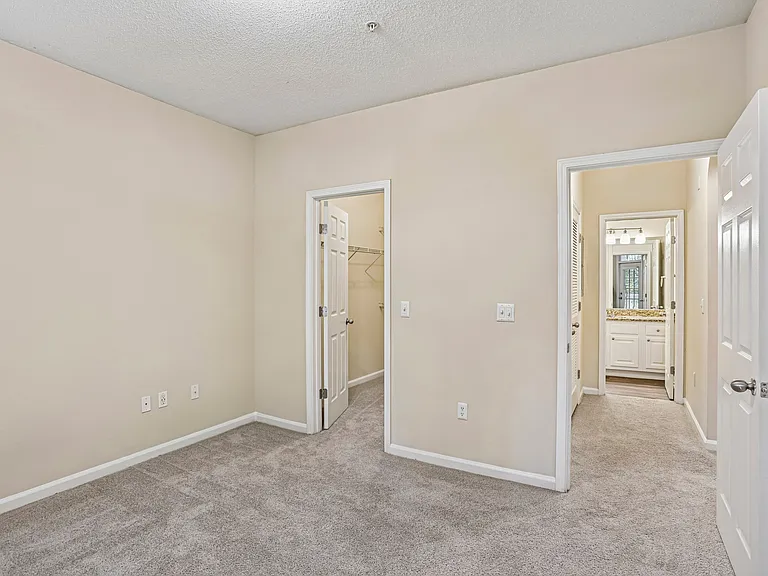 Parkway Vista — Photo 24