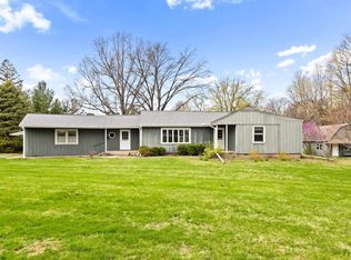 298 E Golden Maple Dr, East Peoria, IL