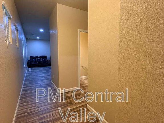 3rd image of 584 Granada Ct