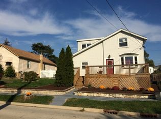 523 Czacki St, Lemont, IL 60439