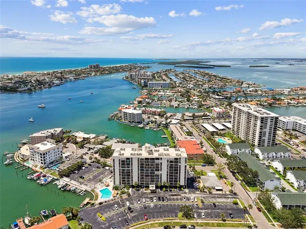 255 Dolphin Point, Clearwater, FL