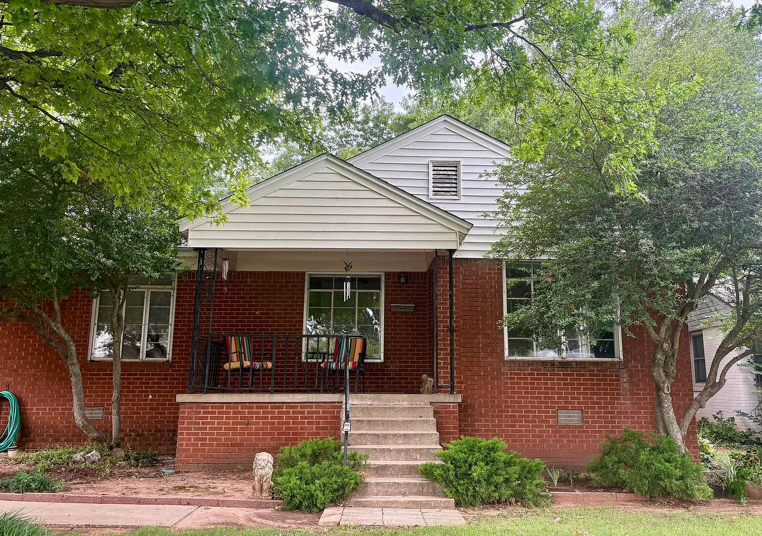 Rent Special Central Okc Vintage Charm — Photo 1