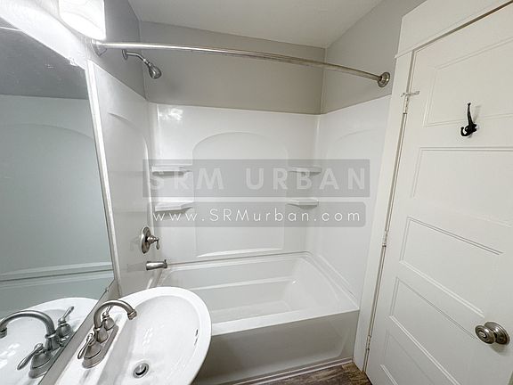3rd image of 2027 Front St #7