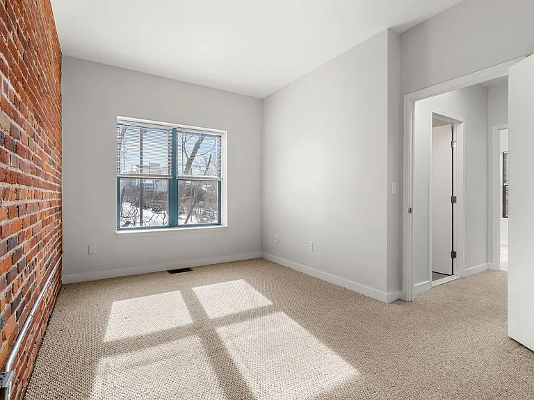71 Fulkerson St — Photo 13