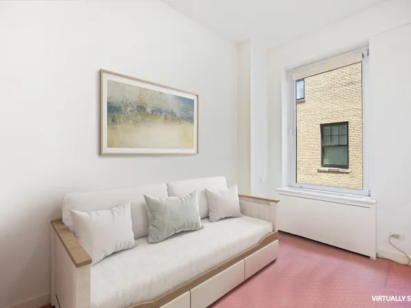 101 Central Park West image 22 of 26