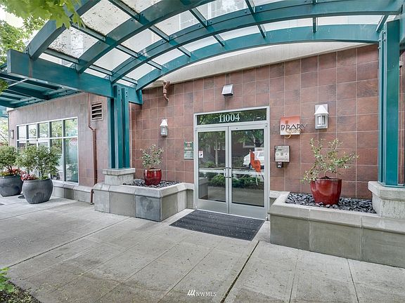 3rd image of 11004 NE 11th St APT 511