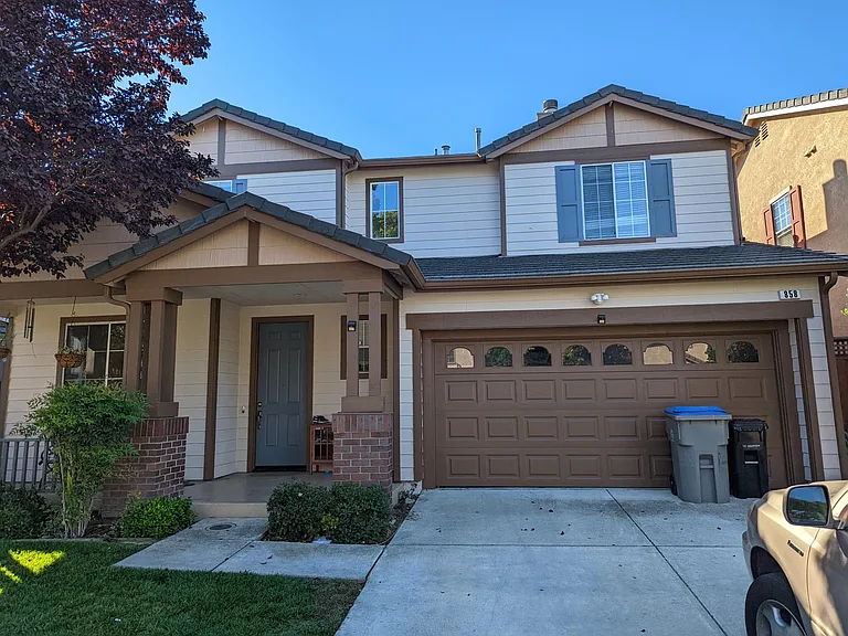 858 Romani Ct — Photo 2