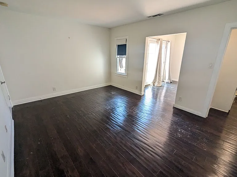 169 N Wetherly Dr — Photo 13