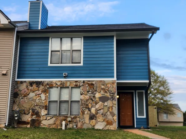 8254 Canyon Forge Dr, Riverdale, GA 30274