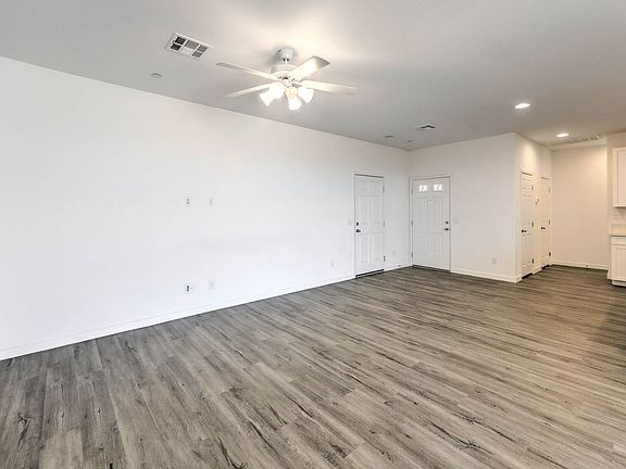5th image of 1535 Franklin Ln