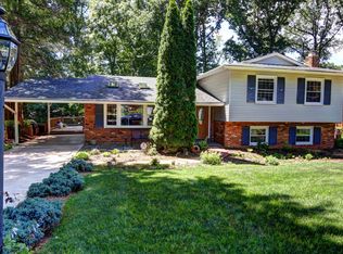 8109 Gale St, Annandale, VA 22003