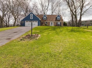 85 Clarkes Xing, Fairport, NY 14450