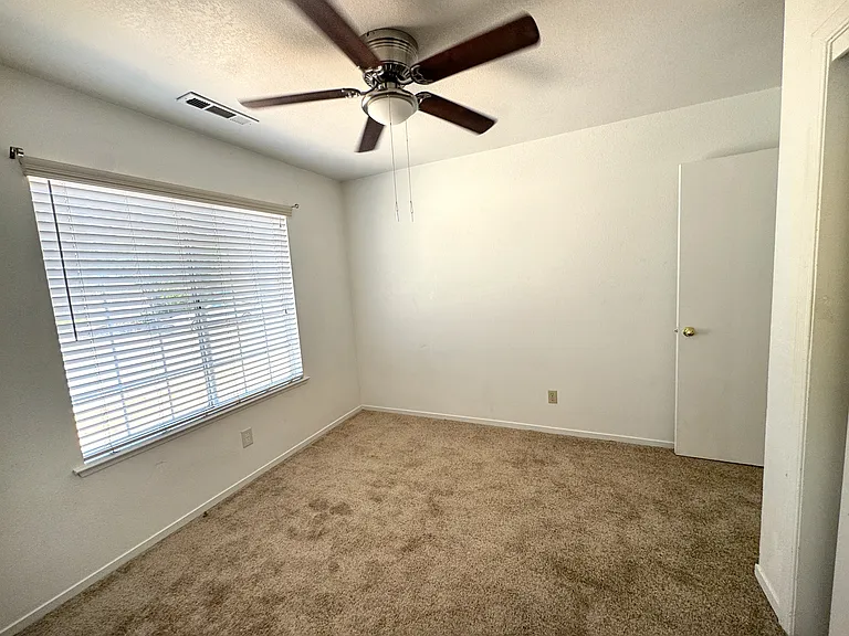 2101 E Pinedale Ave — Photo 9