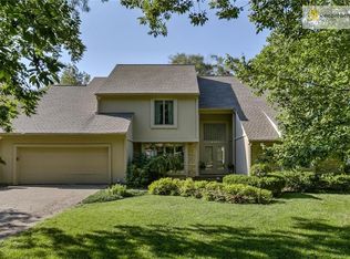 4103 W 102nd St, Overland Park, KS 66207