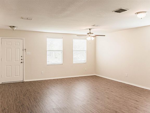4th image of 6104 Saint James Pl