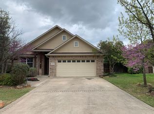 3915 Lienz Ln, College Station, TX 77845