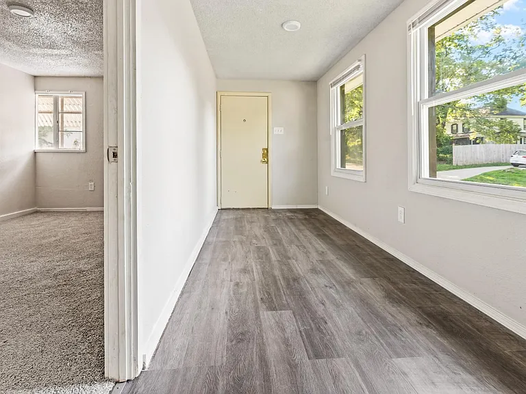 5400 Michigan Ave — Photo 3