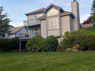 1 Canberra Ct UNIT 1, Mystic, CT 06355