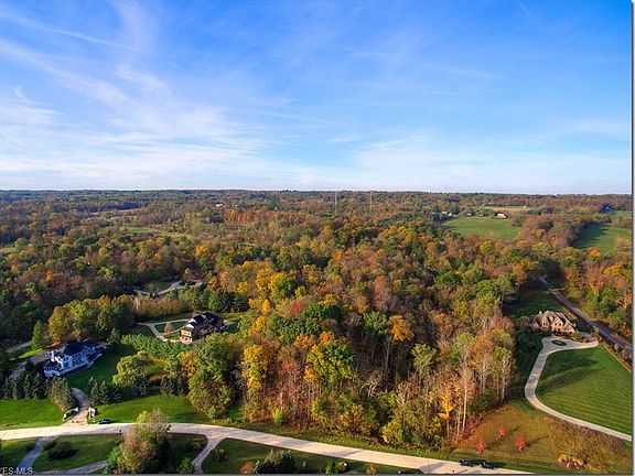 3rd image of 1120 River Woods Dr