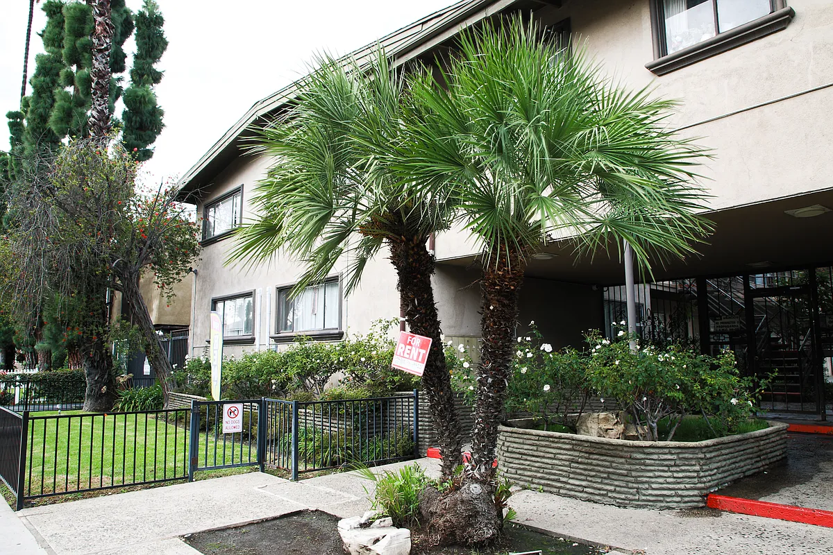 Building Photo - Oxnard apartments