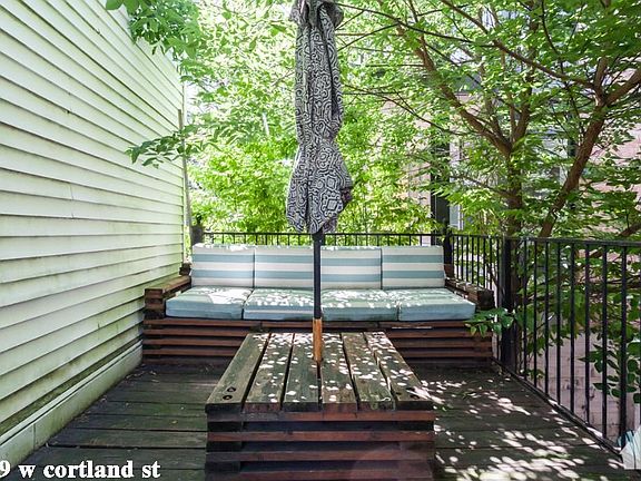 4th image of 1819 W Cortland St #914