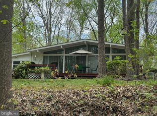 12866 Eagle Dr, Lusby, MD 20657