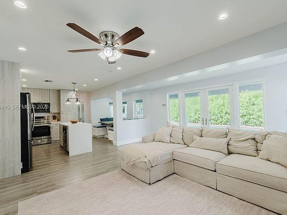 2nd image of 1732 SW 103rd Pl