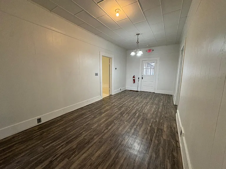 3174 Lindsay Rd — Photo 12