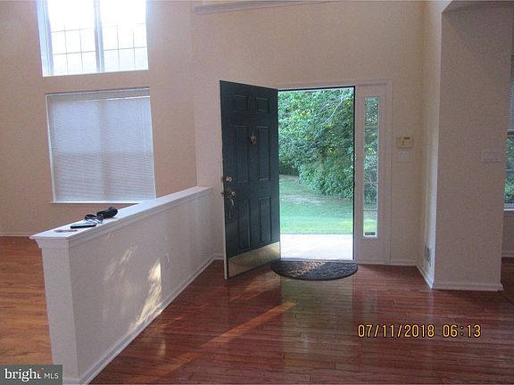 3rd image of 35 Ludlow Ct #4901