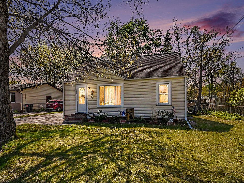 3329 Hubal Ave SW, Wyoming, MI 49519 | MLS #26021042 | Zillow