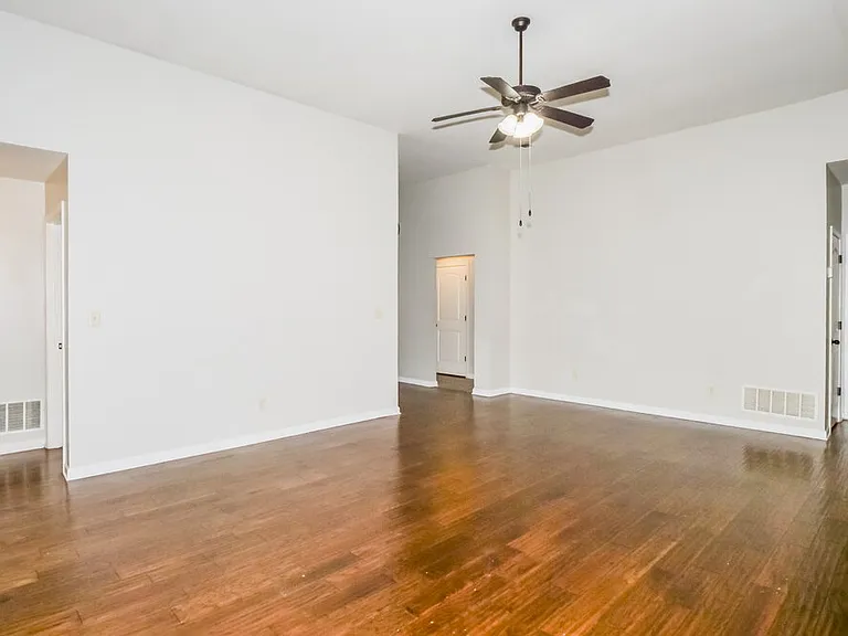 3620 Harvest Tree Dr — Photo 6