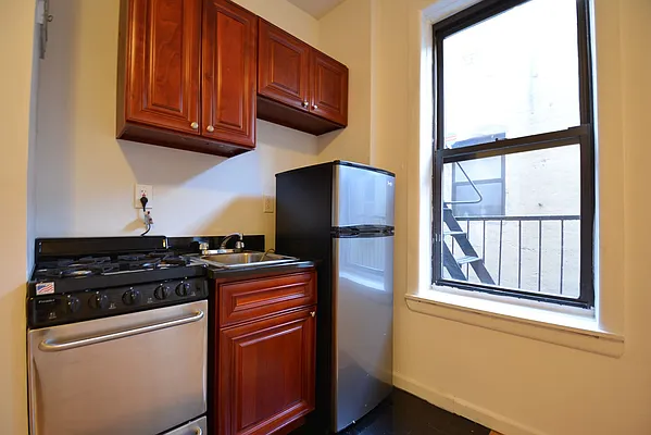 Rented by Keller Williams NYC | media 9