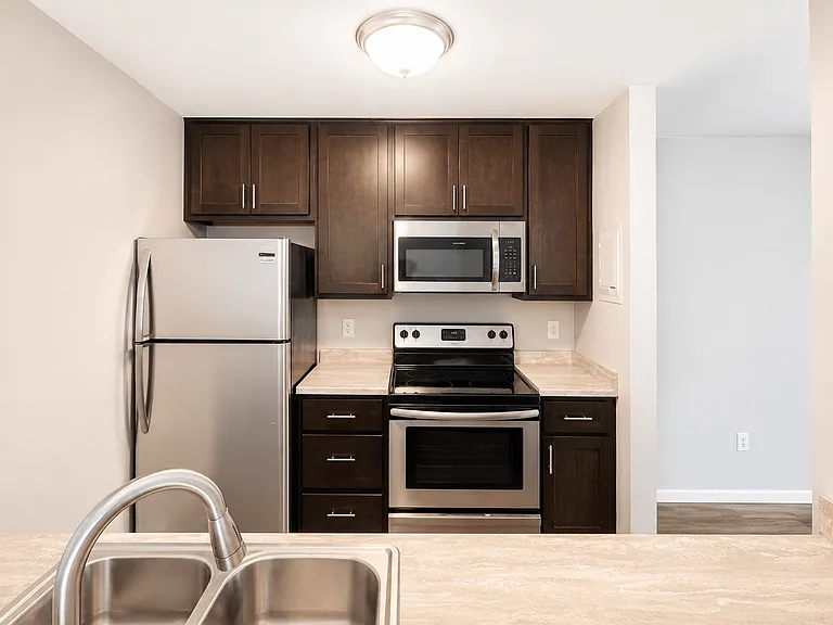 Lexington Hills Apartments — Photo 85