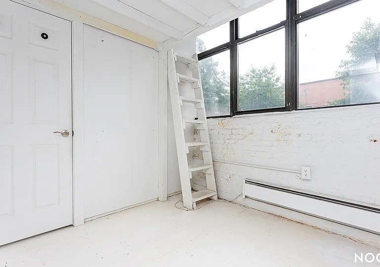 1085 Willoughby Ave #101 — Photo 12
