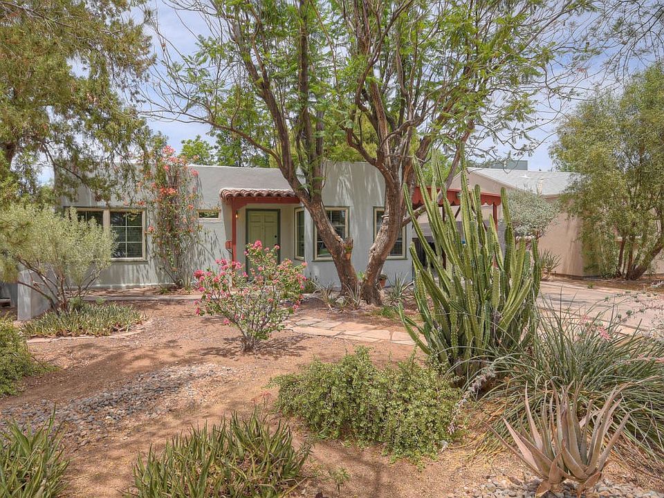 2214 Cambridge Front