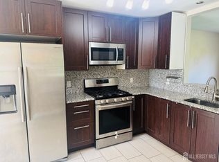 171 Nebula Rd, Piscataway, NJ 08854