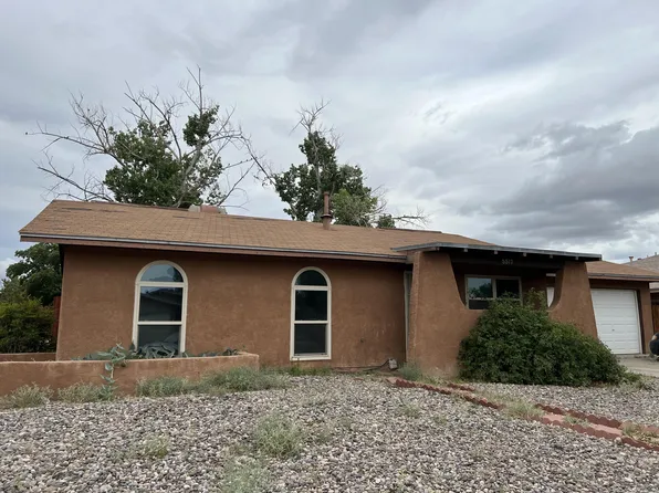 5517 Calle Cumbre NW, Albuquerque, NM 87120