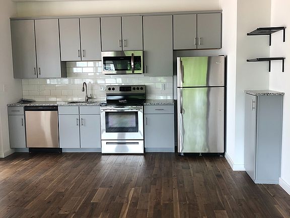 3rd image of 2001 Rivermont Ave #107
