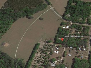 112 Old Shell Harbor Rd, Satsuma, FL 32189